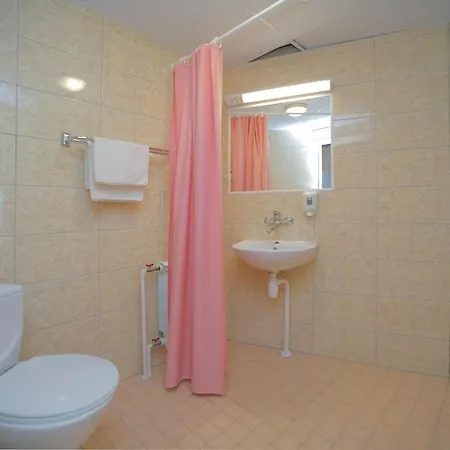 Rehe 酒店 塔尔图